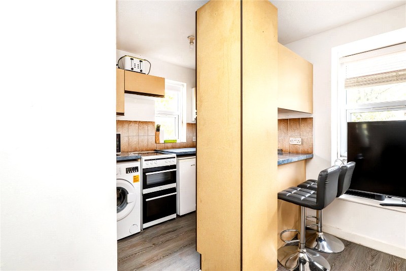 Bramley Road, London, W10