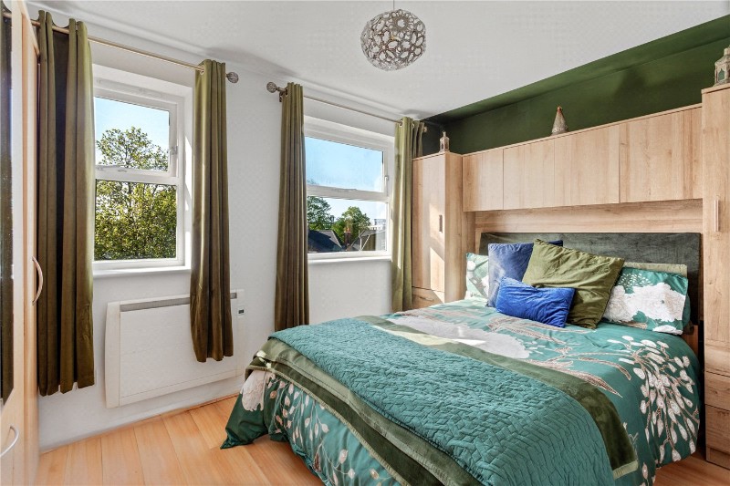 Henry Doulton Drive, London, SW17