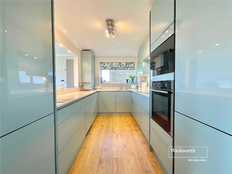 Arundel Way, Highcliffe, Christchurch, BH23