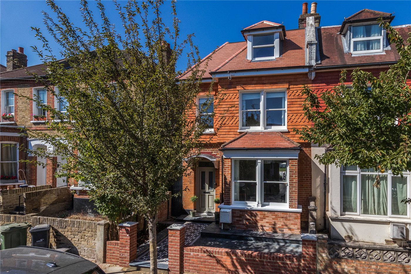 4 bedroom property for sale in Selsdon Road, West Norwood, London, SE27