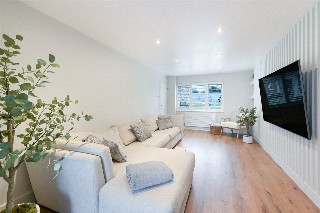 Long Walk, Epsom, Surrey, KT18