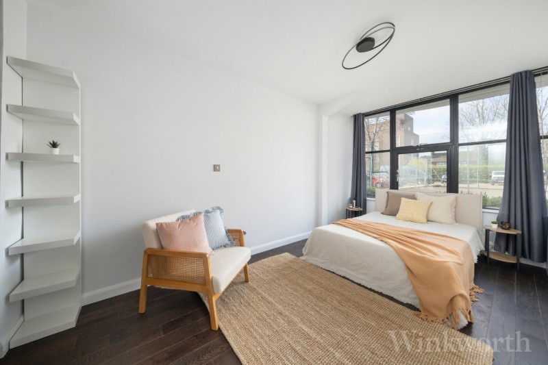 Frobisher Place, London, SE15
