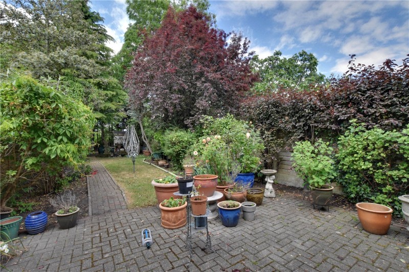 Woodyates Road, Lee, London, SE12