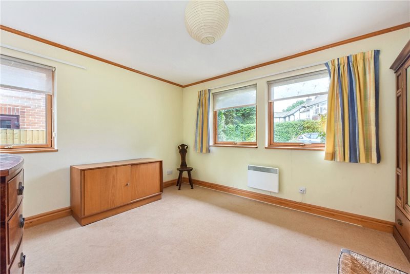 Woodbury Avenue, Petersfield, Hampshire, GU32