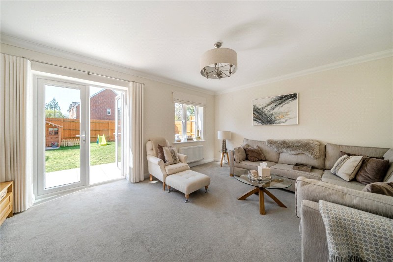 Gardenia Drive, Wrecclesham, Farnham, Surrey, GU10