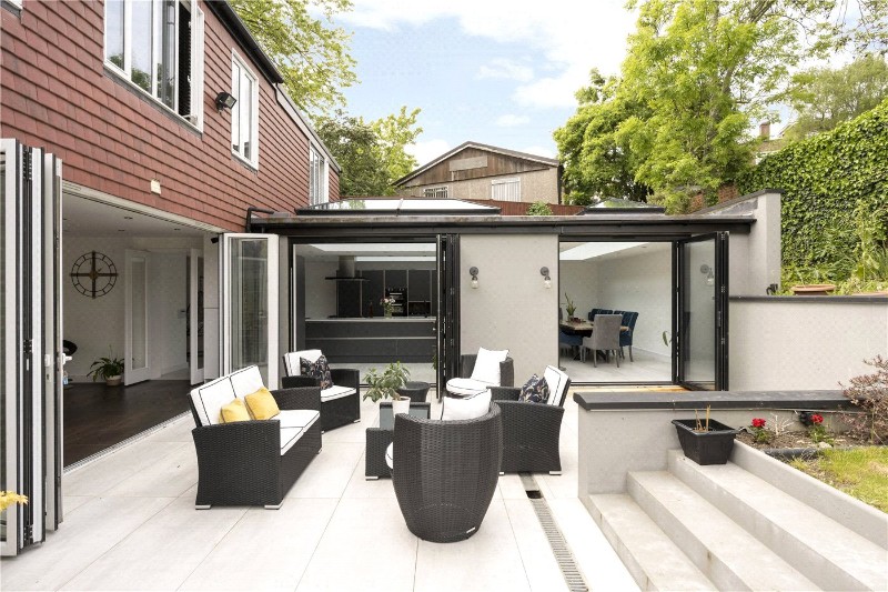 Kingsmead Road, London, SW2