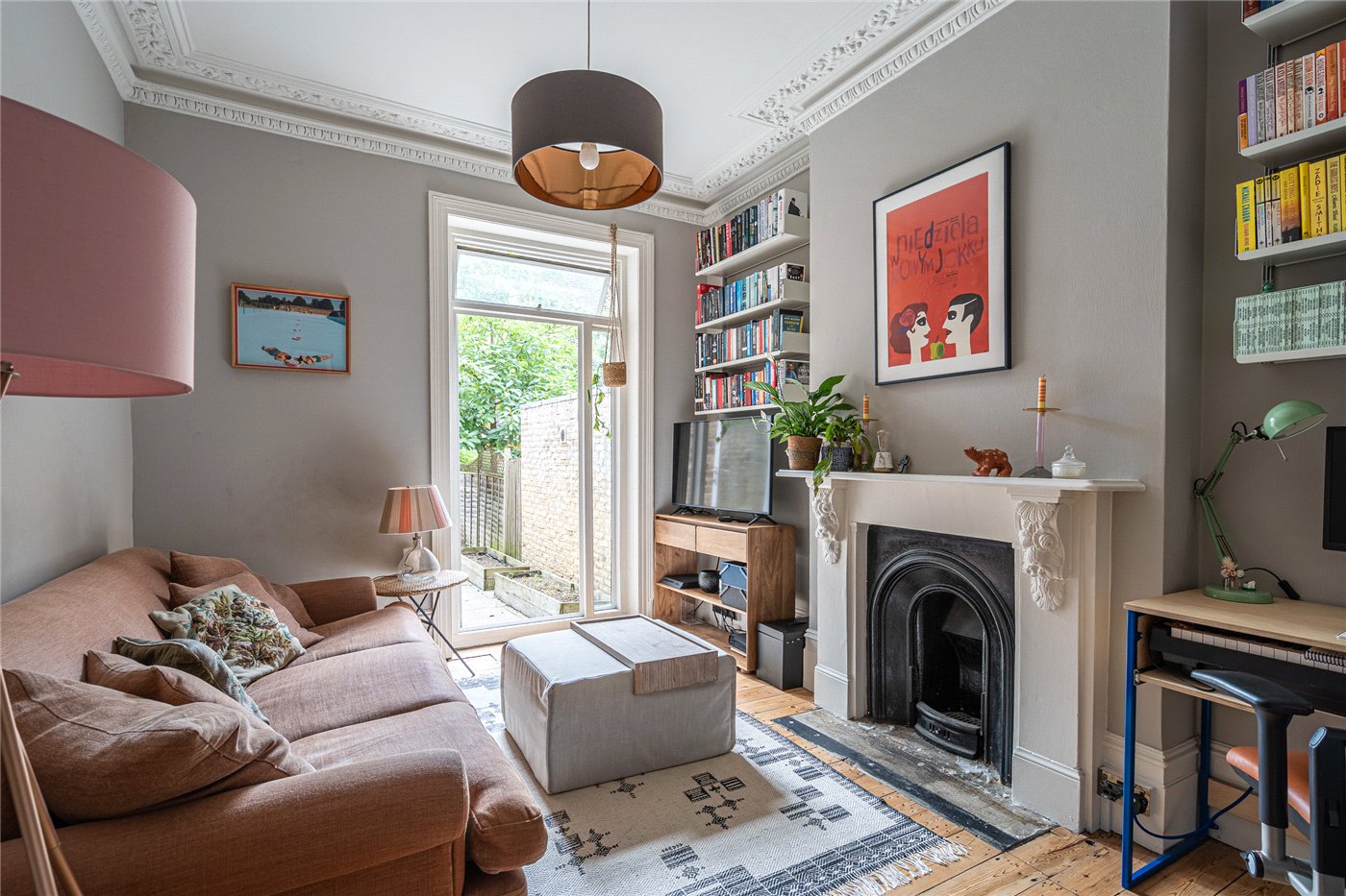 Deronda Road, London, SE24
