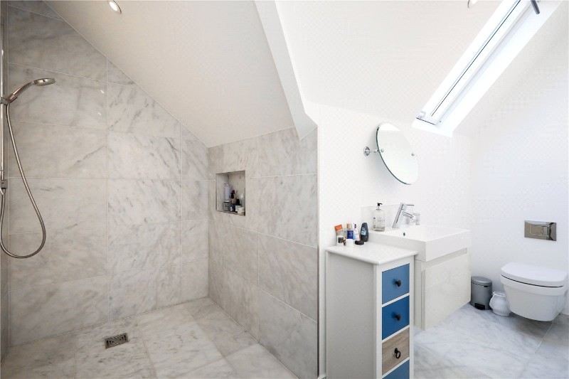 Twyford Avenue, London, W3