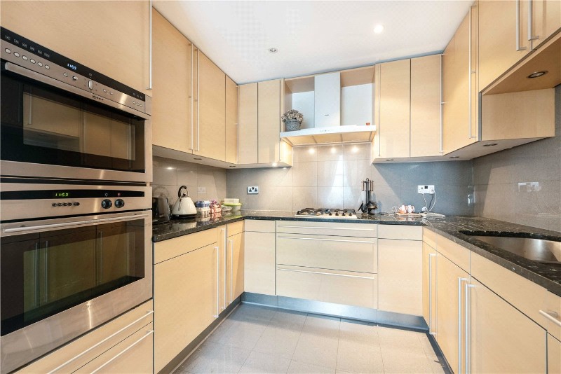 Belgrave Road, London, SW1V
