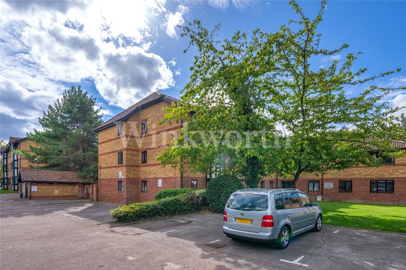 Woodvale Way, London, NW11