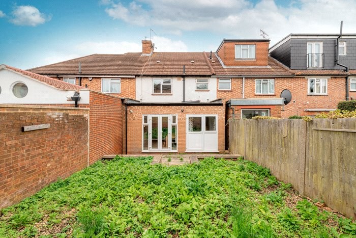 Carlisle Avenue, London, W3