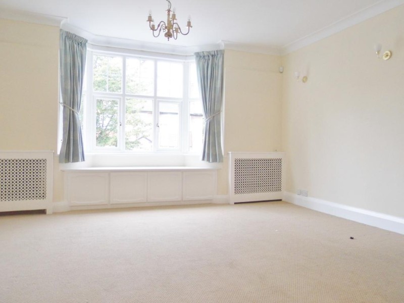 North Crescent, Finchley, London, N3