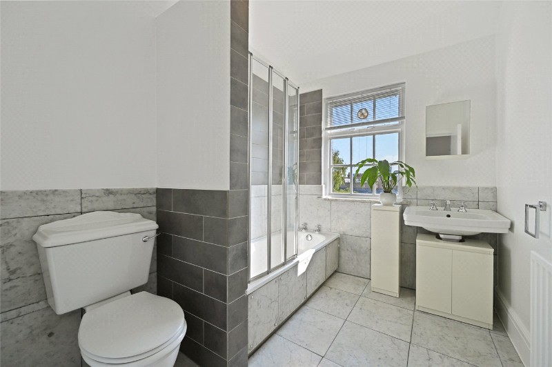 Old Oak Road, London, W3