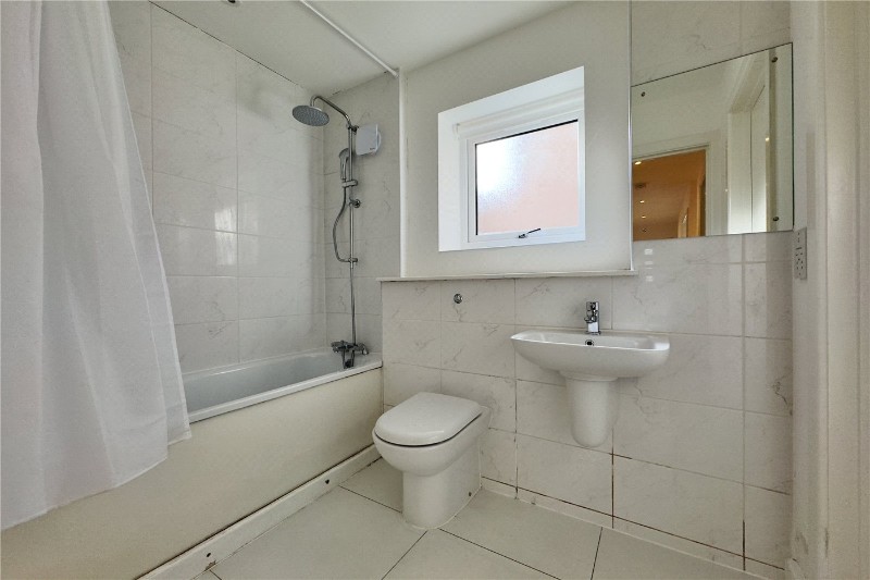 Oak End Way, Gerrards Cross, SL9