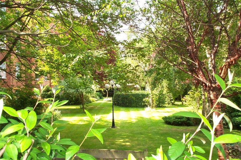 Ashworth Mansions, Grantully Road, Maida Vale, London, W9
