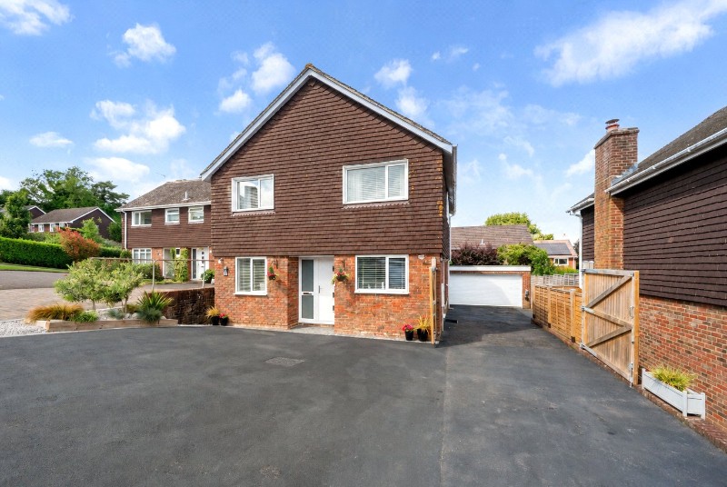 Cundell Way, Kings Worthy, Winchester, Hampshire, SO23