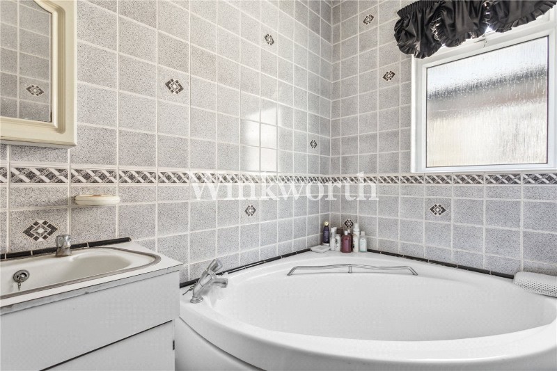 Bruce Grove Road, London, N17