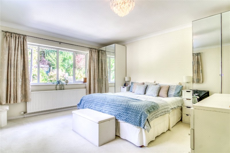 Canford Cliffs Avenue, Poole, BH14