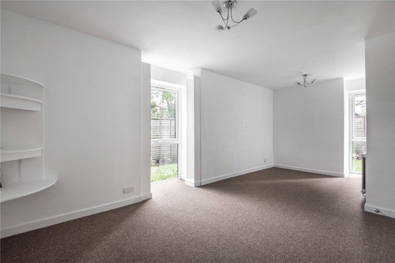 Conifer Close, Winchester, SO22