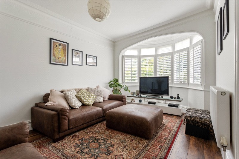 St. James's Drive, London, SW17