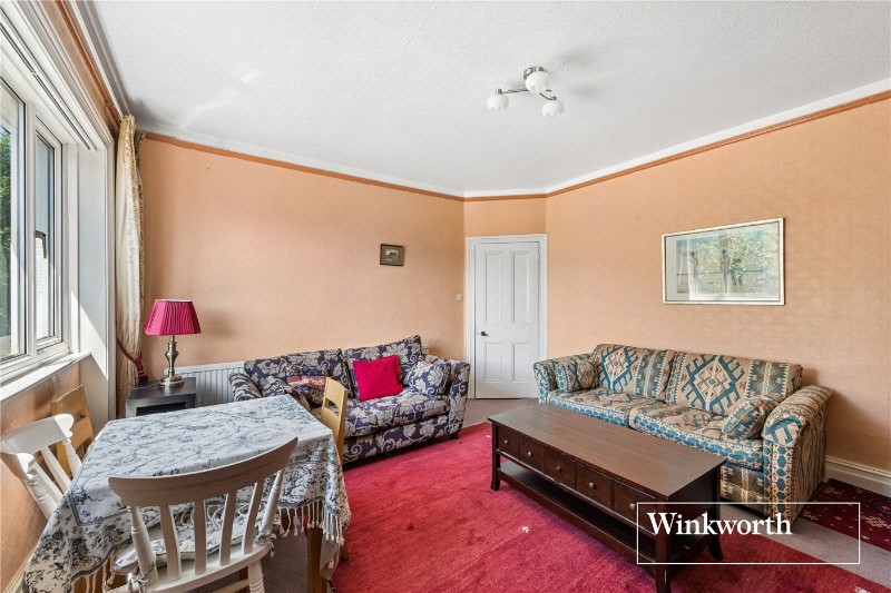 Chislehurst Avenue, North Finchley, London, N12