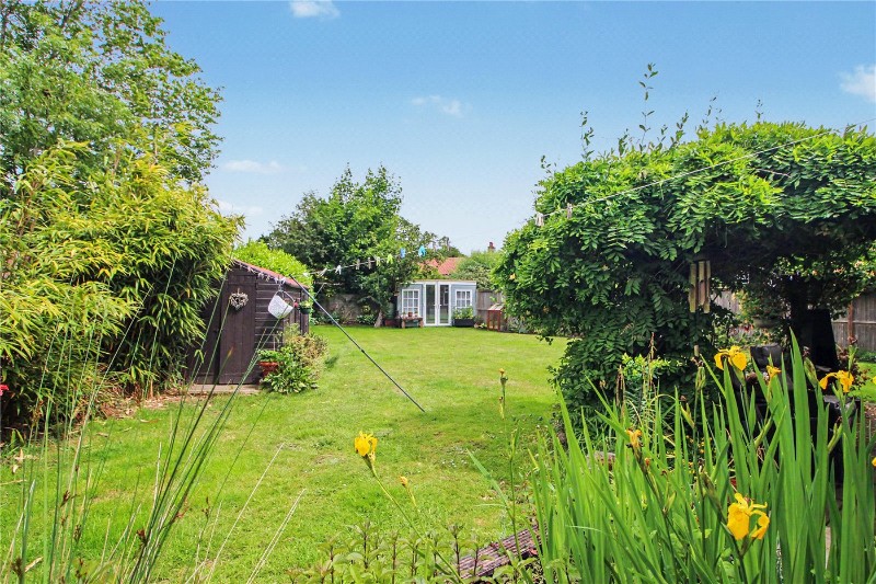 Walnut Hill, Surlingham, Norwich, Norfolk, NR14