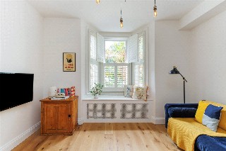 Brassey Square, London, SW11