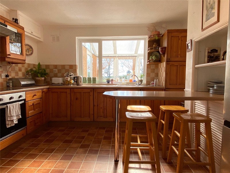 Britannia Avenue, Dartmouth, Devon, TQ6