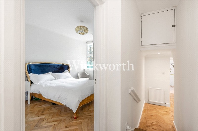 Salisbury Road, London, N4