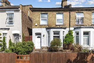 Fountain Road, London, SW17