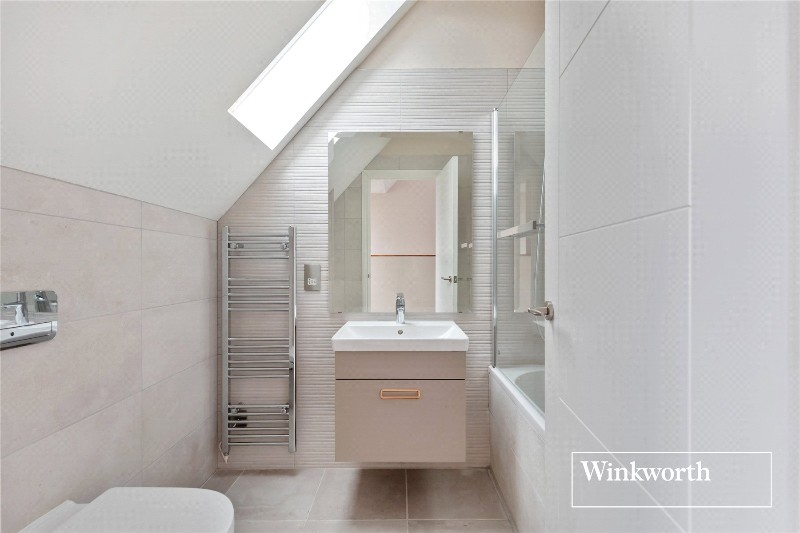 Barnet Road, Arkley, EN5