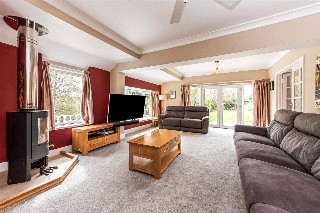 Gravel Hill, Clanfield, Waterlooville, Hampshire, PO8
