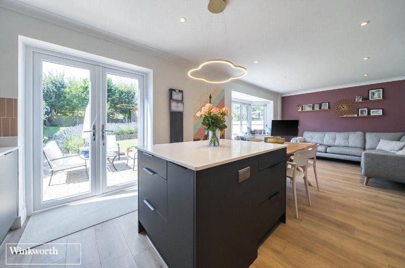Schroeder Close, Basingstoke, Hampshire, RG21
