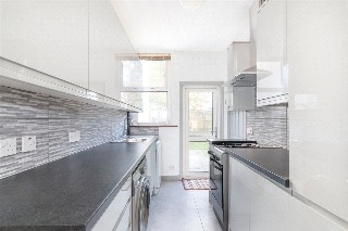 Mandrake Road, London, SW17
