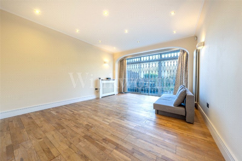 Armitage Road, London, NW11