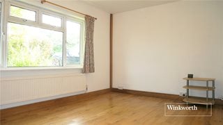 Brett Road, Barnet, EN5
