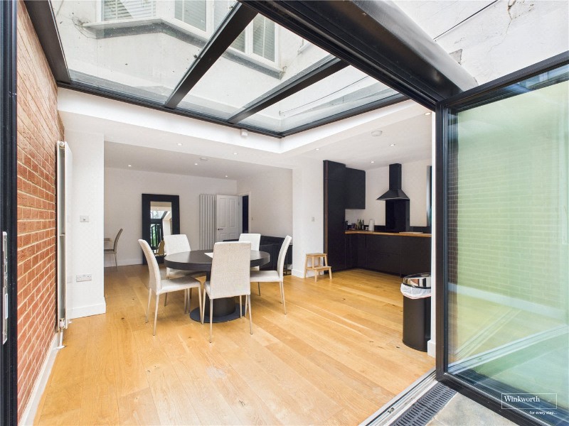 Wells Drive, Kingsbury, London, NW9