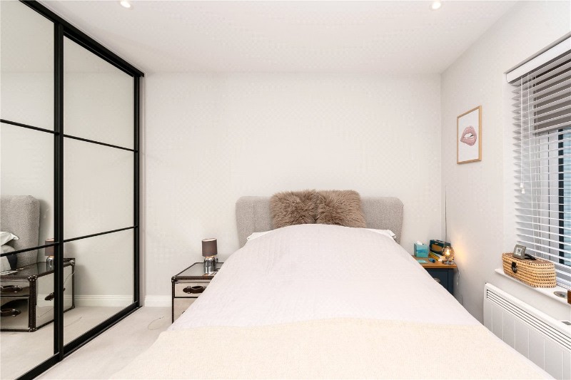 Springfield Lane, Weybridge, Surrey, KT13