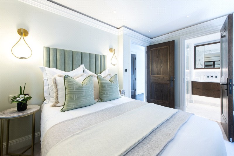 Prince Of Wales Terrace, Kensington, London, W8