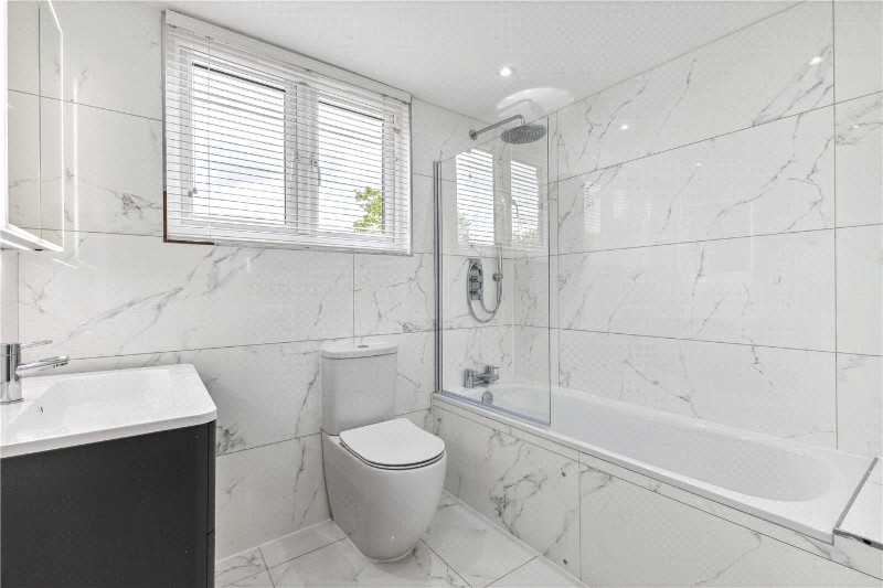 Sandy Lane, Chobham, Surrey, GU24