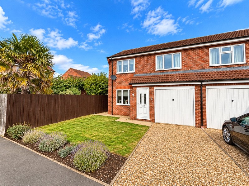 Cypress Close, Sleaford, Lincolnshire, NG34