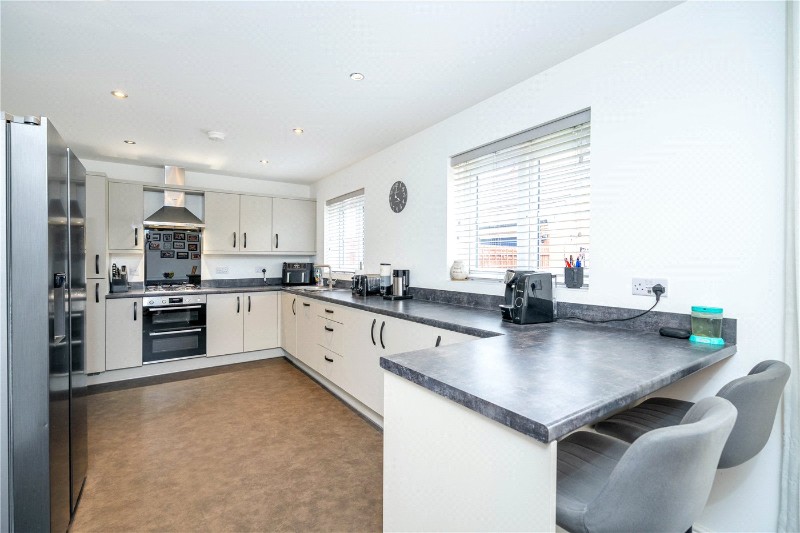 Harrier Way, Market Deeping, Peterborough, Lincolnshire, PE6