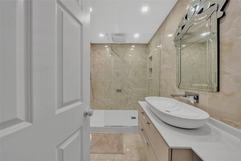 Finchley Road, London, NW3