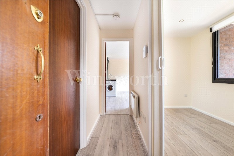 Britten Close, London, NW11