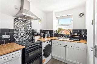Henry Doulton Drive, London, SW17