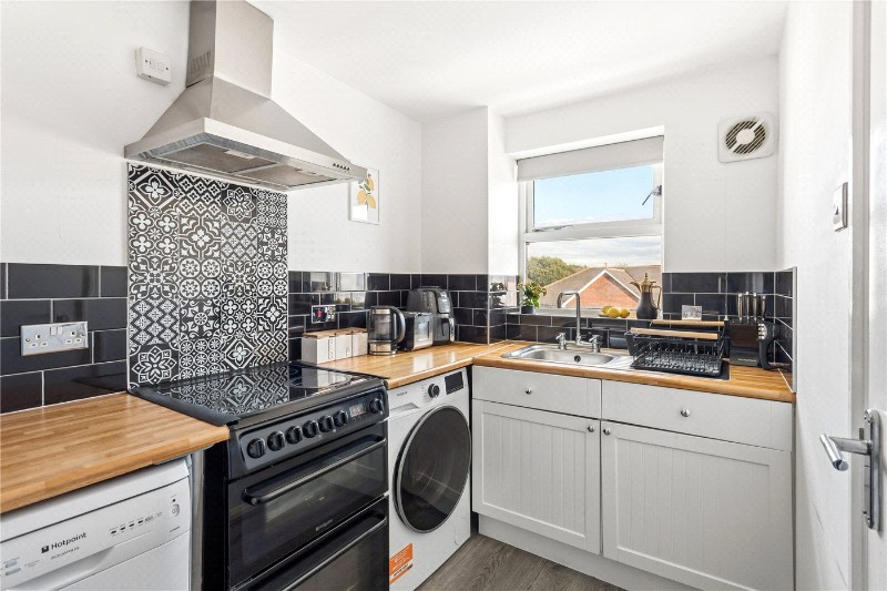 Henry Doulton Drive, London, SW17