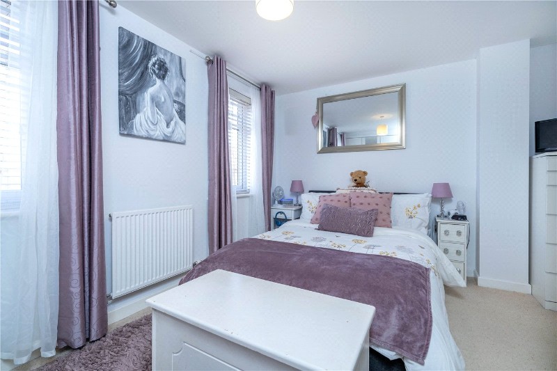 Warwick Close, Bourne, Lincolnshire, PE10