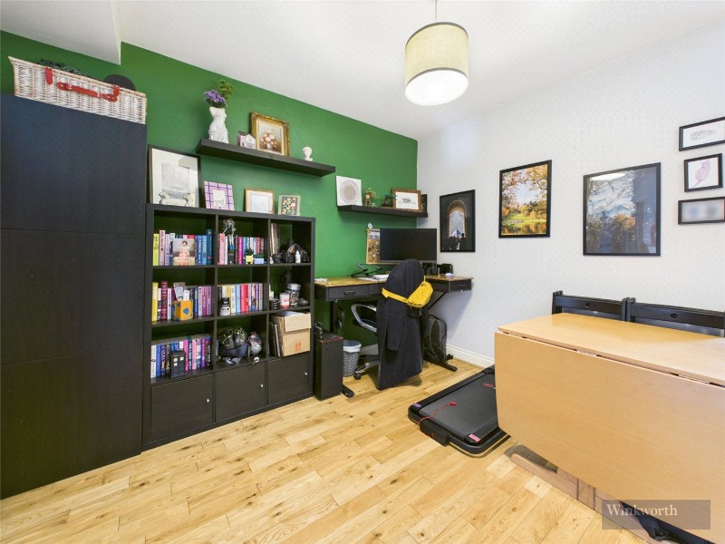 Barnsbury Lane, Surbiton, KT5