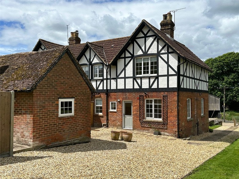 Horsebridge Farm Cottages, Kings Somborne, Stockbridge, Hampshire, SO20