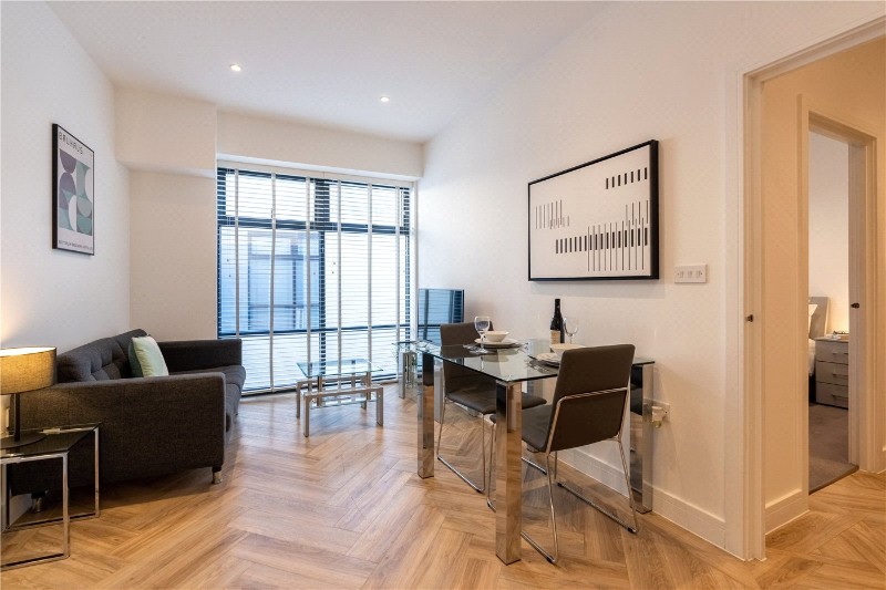 Wellington House, London Street, Reading, RG1